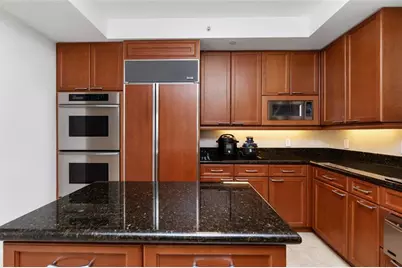 20201 E Country Club Dr, Unit #706, Aventura, FL 33180 - Photo 27