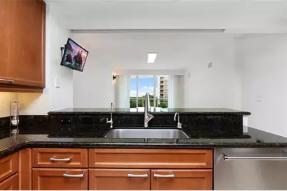 20201 E Country Club Dr, Unit #706, Aventura, FL 33180 - Photo 31