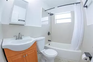 210 NE 40th St, Oakland Park, FL 33334 - Photo 3