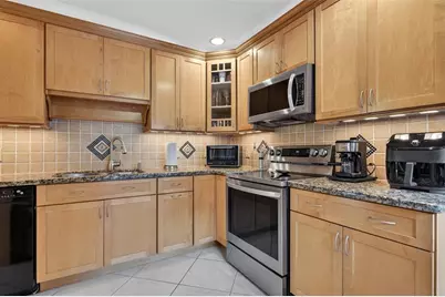 1804  Tamarind Ln, Coconut Creek, FL 33063 - Photo 11