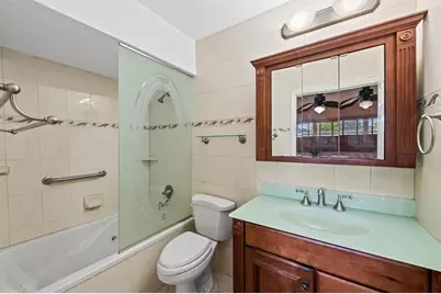 5151 W Oakland Park Blvd, Unit #309, Lauderdale Lakes, FL 33313 - Photo 11