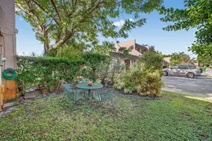 16 Toledo Ct, Davie, FL 33324 - Photo 41