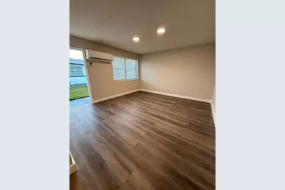 1885  40th Ave, Unit #2, Vero Beach, FL 32960 - Photo 3