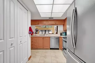 1400 NW 9th Ave Unit, Boca Raton, FL 33486 - Photo 5