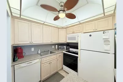 53  Markham C, Unit #53, Deerfield Beach, FL 33442 - Photo 3