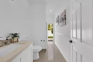 13702 NW 10th Ct, Pembroke Pines, FL 33028 - Photo 35