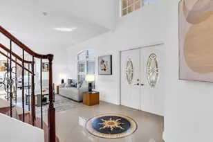 13702 NW 10th Ct, Pembroke Pines, FL 33028 - Photo 7