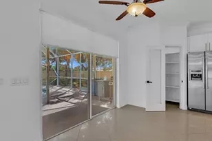 13702 NW 10th Ct, Pembroke Pines, FL 33028 - Photo 27