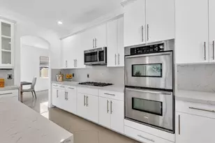 13702 NW 10th Ct, Pembroke Pines, FL 33028 - Photo 21