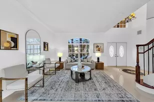 13702 NW 10th Ct, Pembroke Pines, FL 33028 - Photo 11