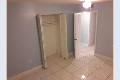 [Address not provided], North Miami Beach, FL 33179 - Photo 5