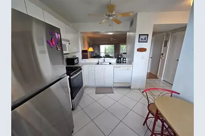 9525  Weldon Cir, Unit #410, Tamarac, FL 33321 - Photo 3