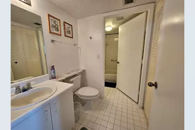 9525  Weldon Cir, Unit #410, Tamarac, FL 33321 - Photo 23