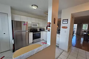 9525 Weldon Cir, Tamarac, FL 33321 - Photo 5