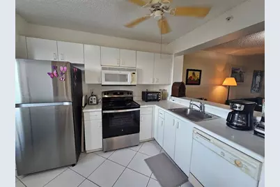 9525  Weldon Cir, Unit #410, Tamarac, FL 33321 - Photo 7