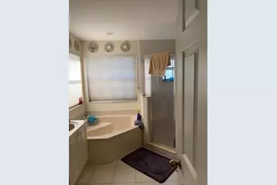 7148  Crescent Creek Way, Coconut Creek, FL 33073 - Photo 9