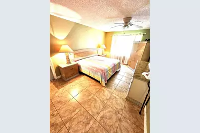 1152  Circle Dr, Unit #D, Delray Beach, FL 33445 - Photo 7