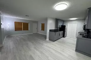 6100 NE 4th Ave, Oakland Park, FL 33334 - Photo 9