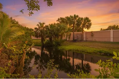 7420 SW 14th Pl, North Lauderdale, FL 33068 - Photo 15