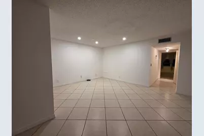 5073  Lakefront Blvd, Unit #C, Delray Beach, FL 33484 - Photo 9