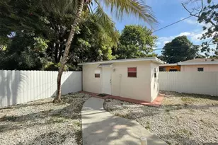 691 NW 187th St, Miami, FL 33169 - Photo 11