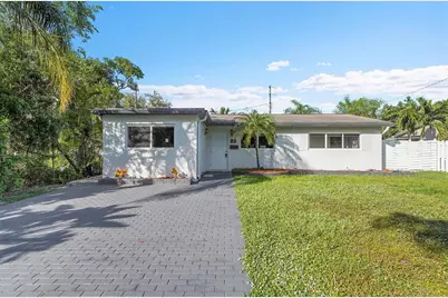 29 SE 8th St, Dania Beach, FL 33004 - Photo 3