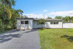 29 SE 8th St, Dania Beach, FL 33004 - Photo 3