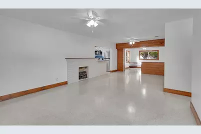 29 SE 8th St, Dania Beach, FL 33004 - Photo 9