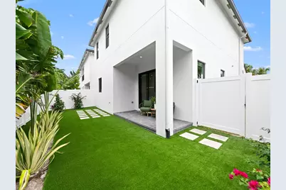1421 SW 23rd Court, Fort Lauderdale, FL 33315 - Photo 17