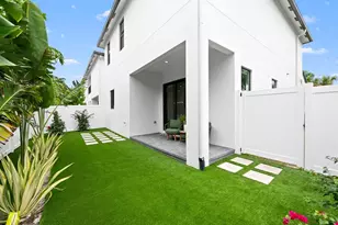 1421 SW 23rd Ct, Fort Lauderdale, FL 33315 - Photo 17