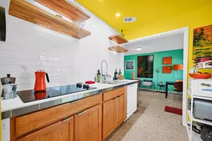 2204 NW 3rd Ave, Wilton Manors, FL 33311 - Photo 9