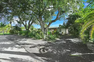 2204 NW 3rd Ave, Wilton Manors, FL 33311 - Photo 49