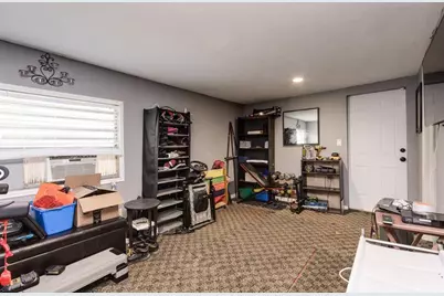 1610 SW 68th Ter, North Lauderdale, FL 33068 - Photo 27