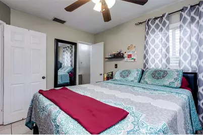 1610 SW 68th Ter, North Lauderdale, FL 33068 - Photo 37