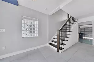 2725 NE 8th Ave, Wilton Manors, FL 33334 - Photo 7