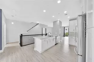 2725 NE 8th Ave, Wilton Manors, FL 33334 - Photo 19