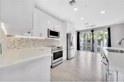 2725 NE 8 Ave, Unit #113, Wilton Manors, FL 33334 - Photo 21