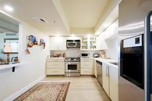 2480 Presidential Way, West Palm Beach, FL 33401 - Photo 13