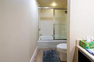 2480 Presidential Way, West Palm Beach, FL 33401 - Photo 29