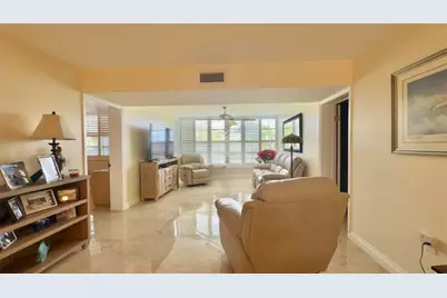 1516  Whitehall Dr, Unit #303, Davie, FL 33324 - Photo 7