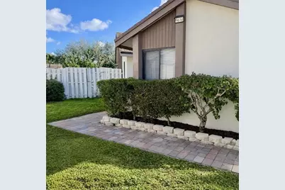 9616  Golf State Park Cir, Boca Raton, FL 33428 - Photo 5