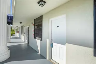 1719 Whitehall Dr, Davie, FL 33324 - Photo 3