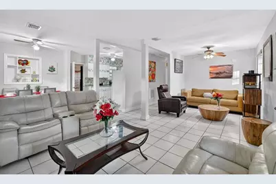 1525 NW 14th Ct, Fort Lauderdale, FL 33311 - Photo 1