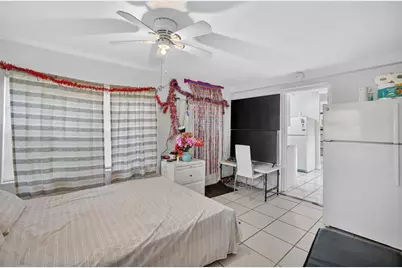 1525 NW 14th Ct, Fort Lauderdale, FL 33311 - Photo 27