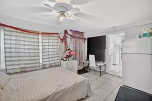 1525 NW 14th Ct, Fort Lauderdale, FL 33311 - Photo 27