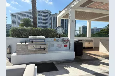 10  Venetian Way, Unit #502, Miami Beach, FL 33139 - Photo 11