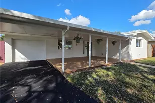 8571 NW 16th St, Pembroke Pines, FL 33024 - Photo 1