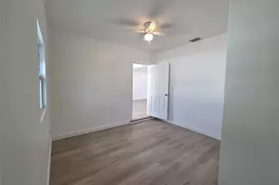 8571 NW 16th St, Pembroke Pines, FL 33024 - Photo 13