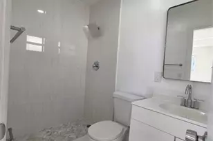 8571 NW 16th St, Pembroke Pines, FL 33024 - Photo 17