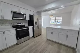 8571 NW 16th St, Pembroke Pines, FL 33024 - Photo 9